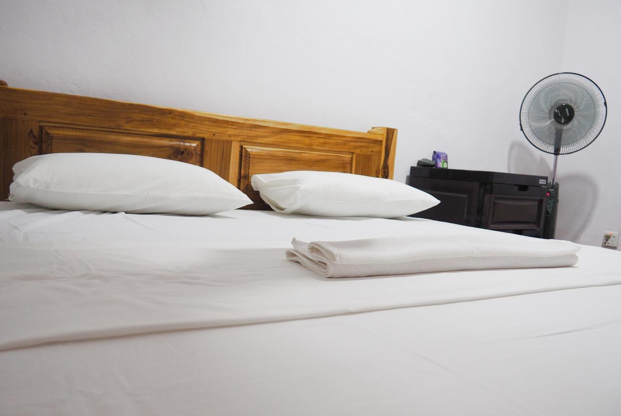 Thilina Homestay 锡吉里亚 外观 照片
